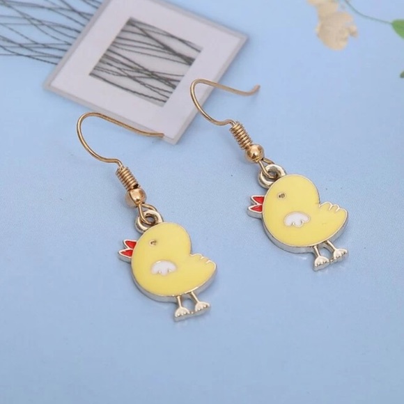 🌻 Cartoon Chicken Drop Earrings - Picture 3 of 4